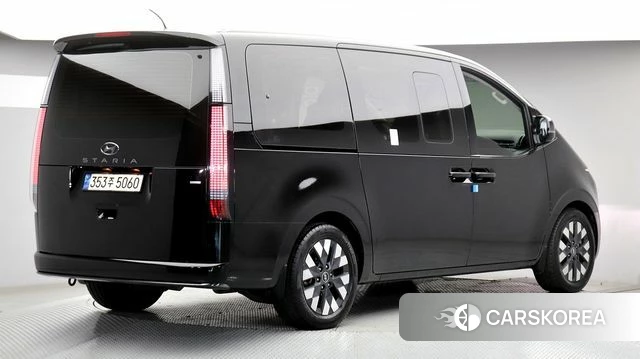 Hyundai Staria id 4396504 из Кореи 12