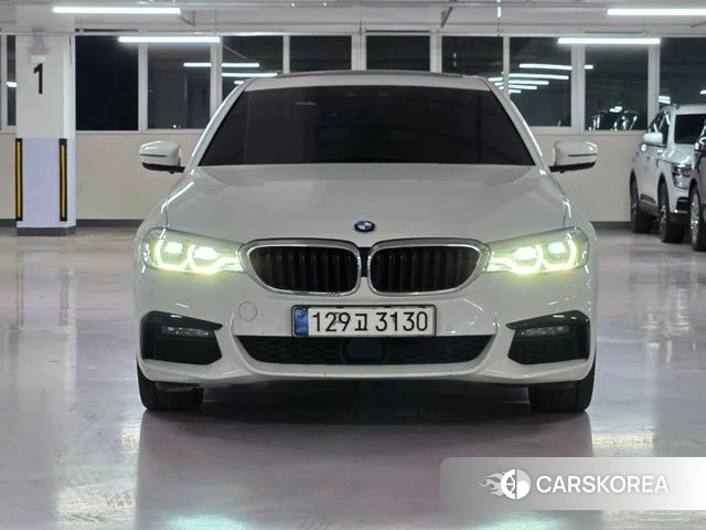 BMW 5 Series (G30) id 3889344 из Кореи 12