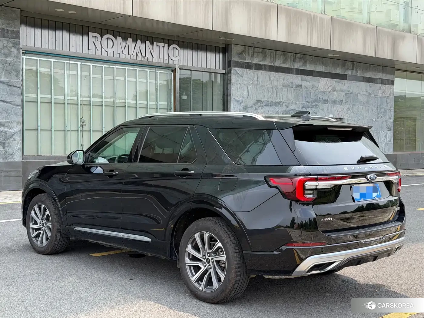 Ford Explorer 2025 Черный из Китая, фото 2