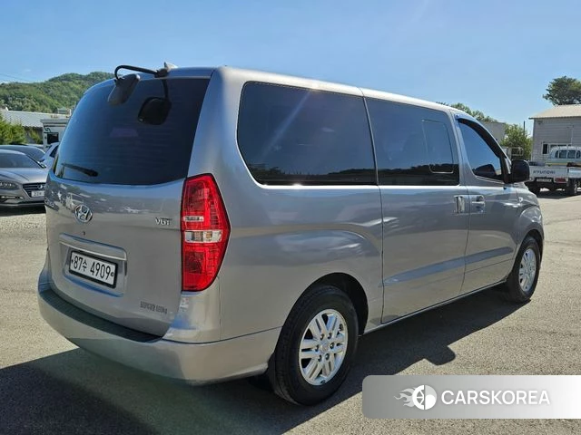Hyundai The New Grand Starex id 4557660 из Кореи 10