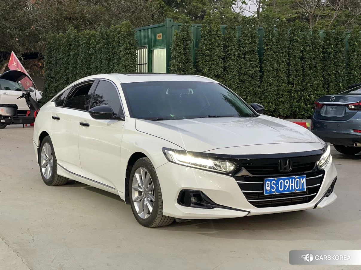Honda Accord 2021 Белый из Китая, фото 2