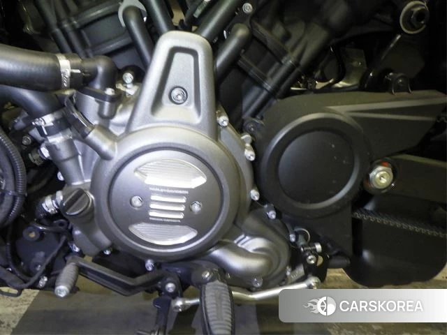 Engine photo