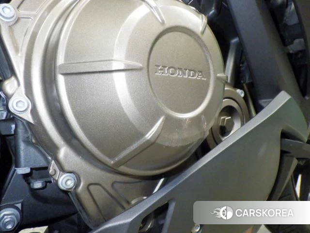 Engine photo