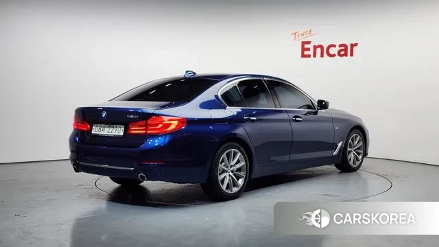 BMW 5 Series (G30) id 3728619 из Кореи 12