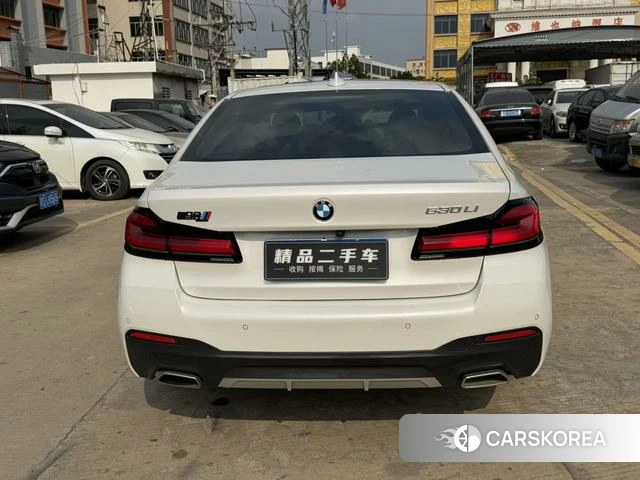 BMW 5 series 2022 Белый из Китая, фото 2