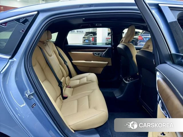 Volvo S90 PHEV id 4254384 из Китая 8