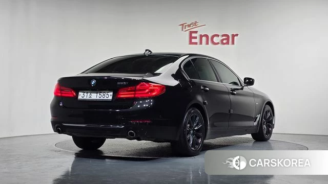 BMW 5 Series (G30) id 4285965 из Кореи 12