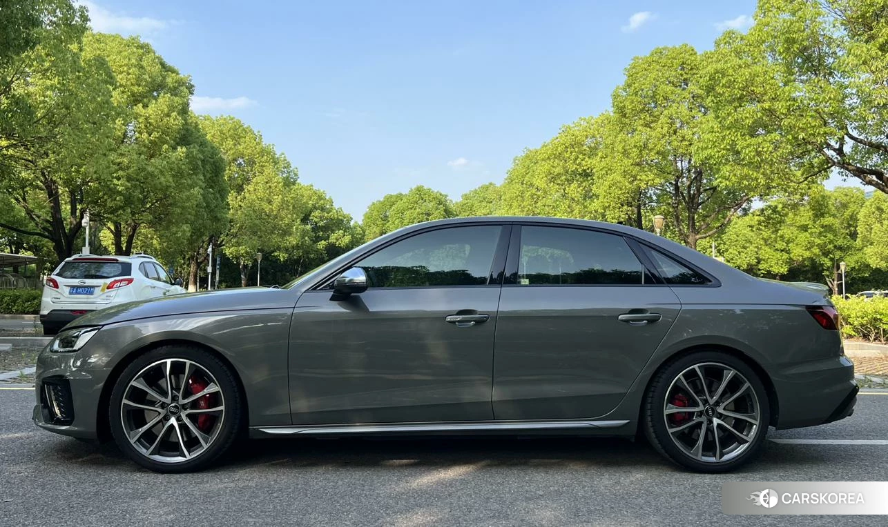 Audi S4 id 4440816 из Китая 8