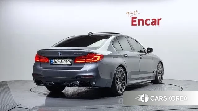 BMW 5 Series (G30) id 3362911 из Кореи 12