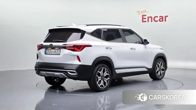 Kia Seltos id 4338360 из Кореи 12