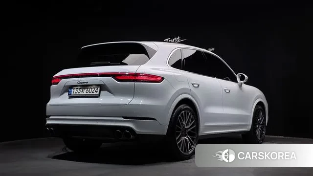 Porsche Cayenne (PO536) id 3621276 из Кореи 12