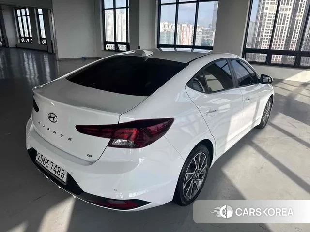 Hyundai The New Avante AD id 3209422 из Кореи 8