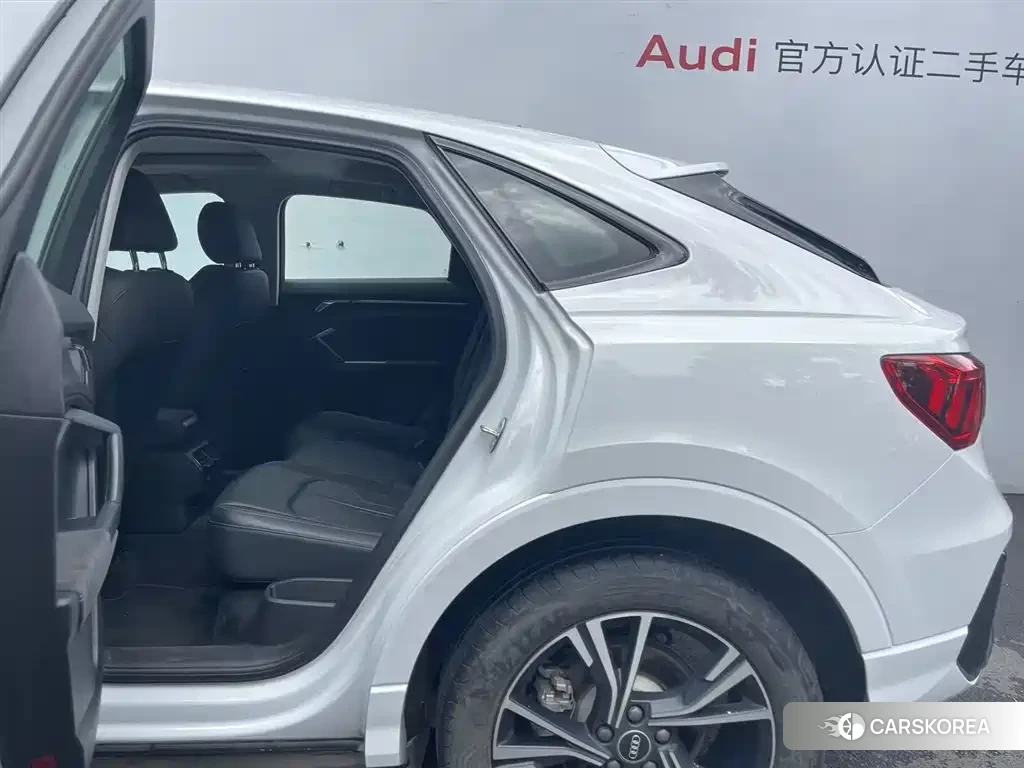 Audi Q3 Sportback id 4644711 из Китая 12