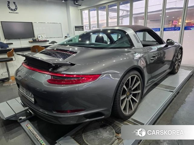 Porsche 911(992) id 4563378 из Кореи 12