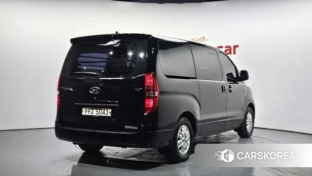 Hyundai The New Grand Starex id 3588363 из Кореи 12