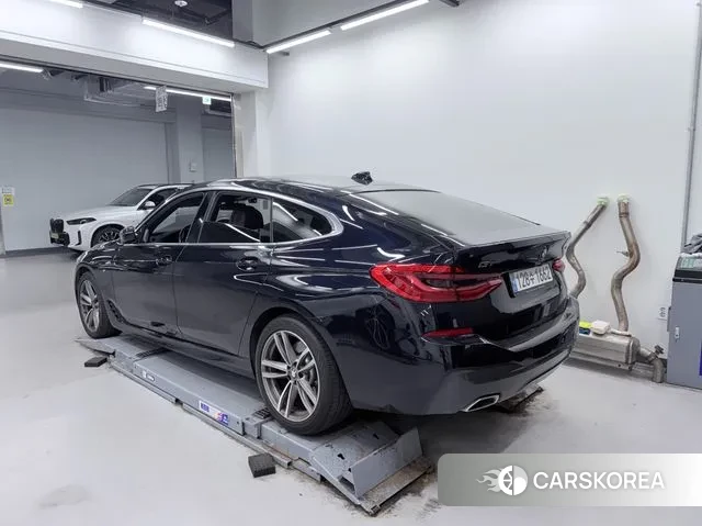 BMW 6 Series GT (G32) 2022 Черный из Кореи, фото 2