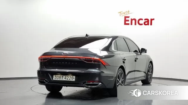 Hyundai The New Grandeur IG id 3407628 из Кореи 12