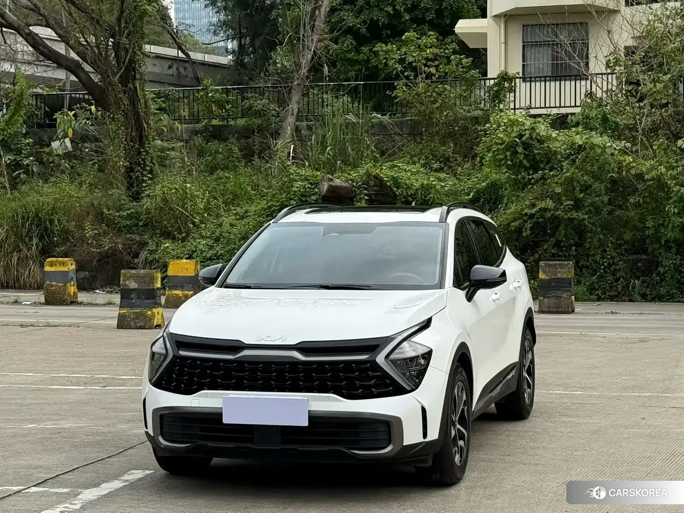 Kia Sportage 2023 Белый из Китая, фото 2