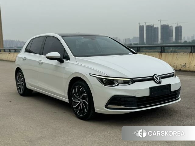 Volkswagen Golf 2021 Белый из Китая, фото 2