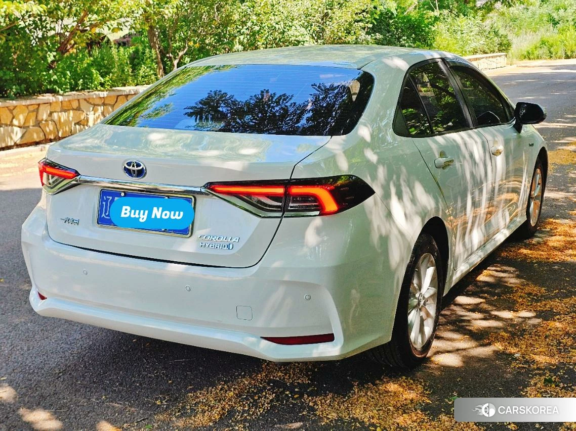 Toyota Corolla 2022 Белый из Китая, фото 2