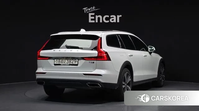 Volvo V60 Cross-Country 2nd Generation id 3374342 из Кореи 12