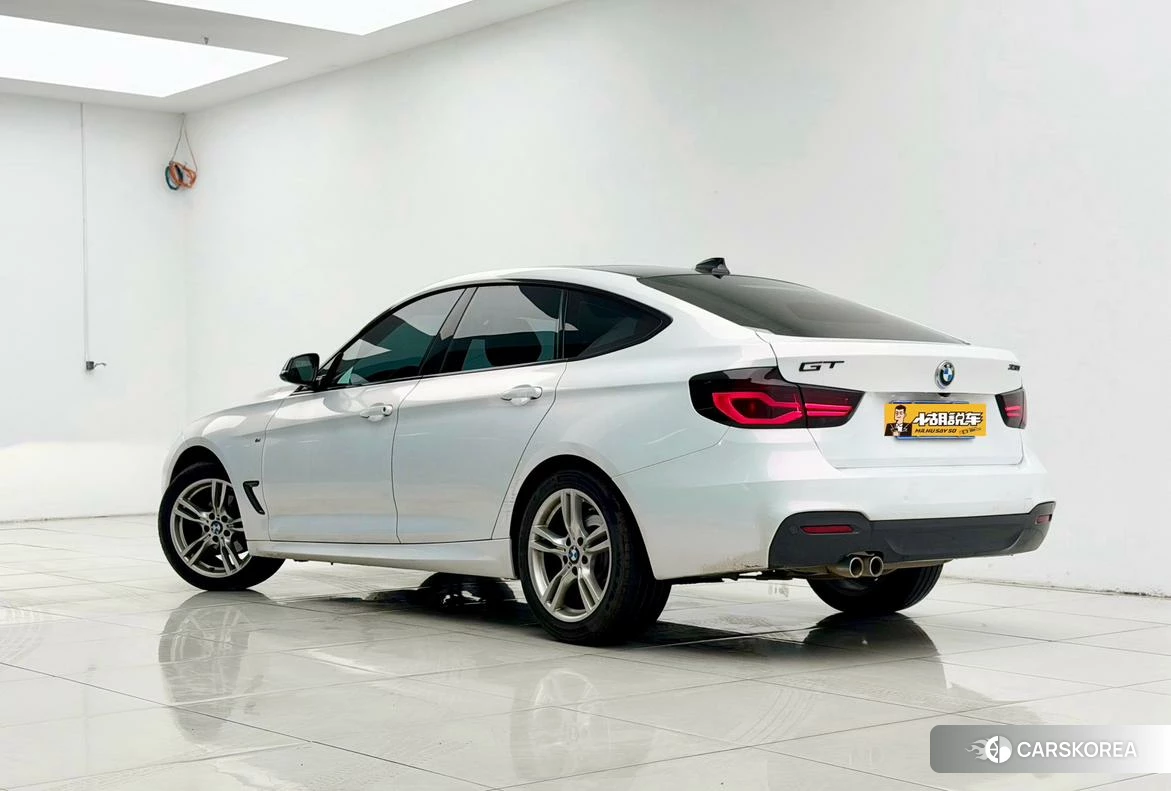 BMW 3 series GT 2020 Белый из Китая, фото 2