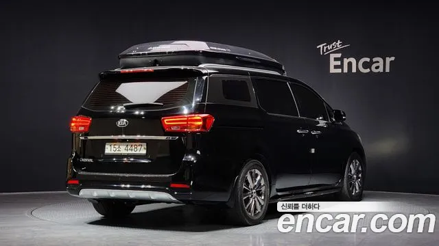 Kia The New Carnival id 2434984 из Кореи 12