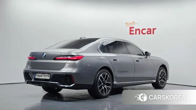 BMW 7 Series (G70) id 4778439 из Кореи 12