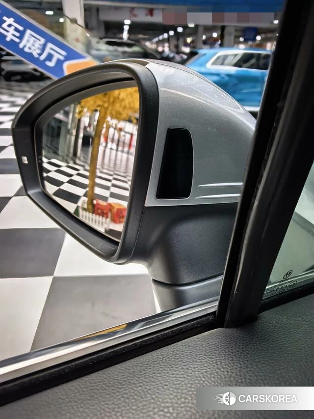 Volkswagen Tiguan L PHEV id 3890480 из Китая 12