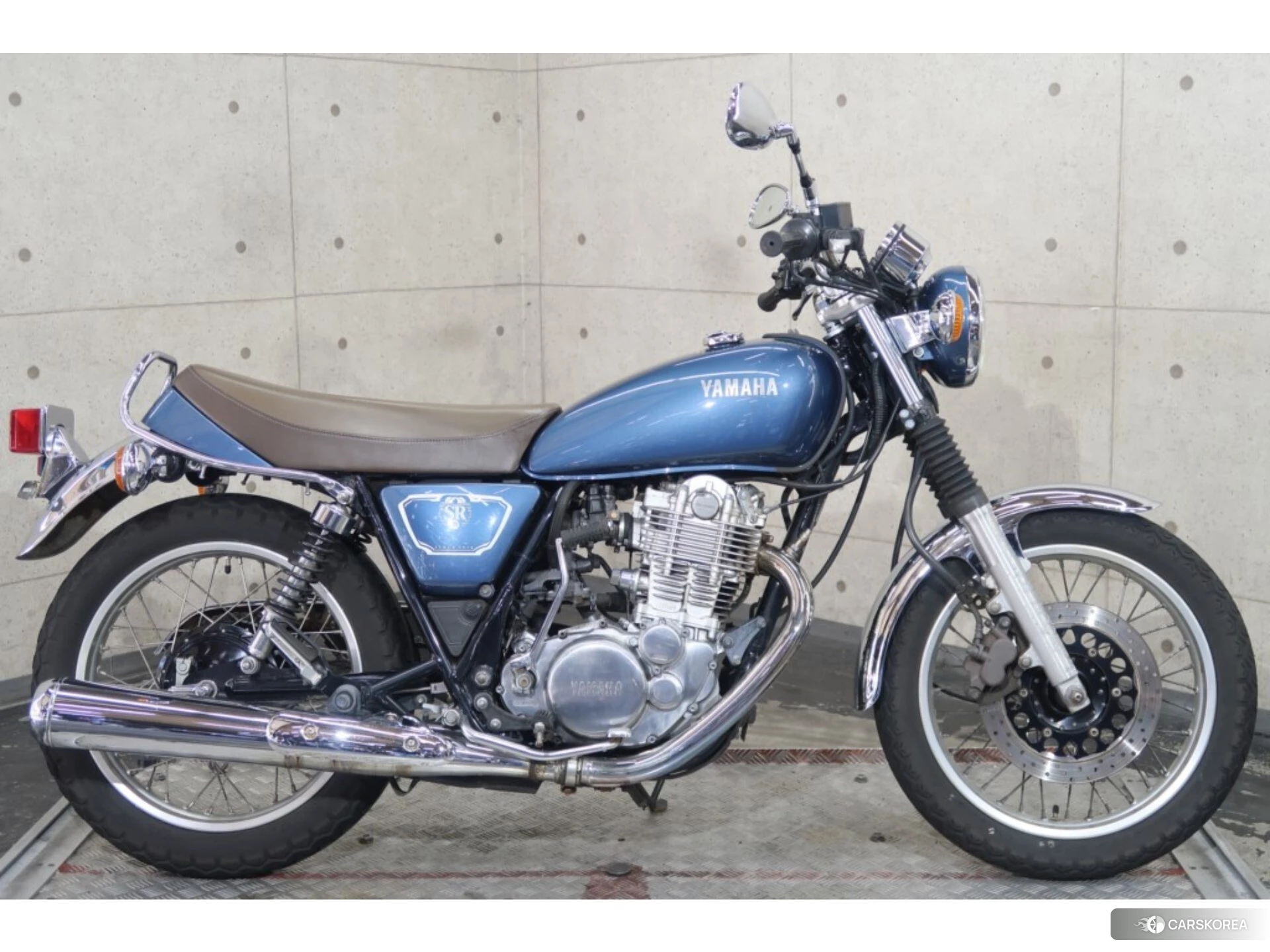 Yamaha SR 400 id 3946388 из Японии 12