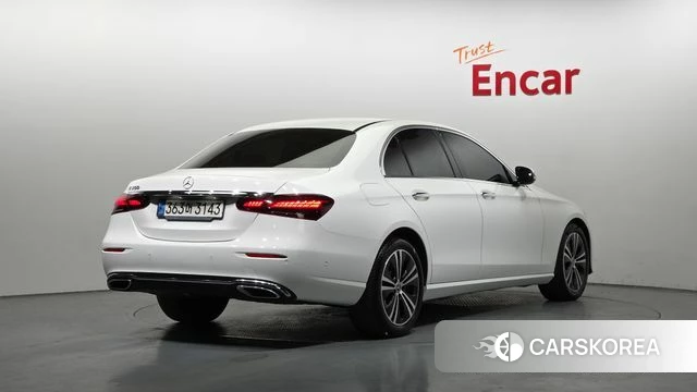 Mercedes-Benz E-Class W213 id 4179498 из Кореи 12