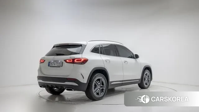 Mercedes-Benz GLA - Class H247 id 3770595 из Кореи 11