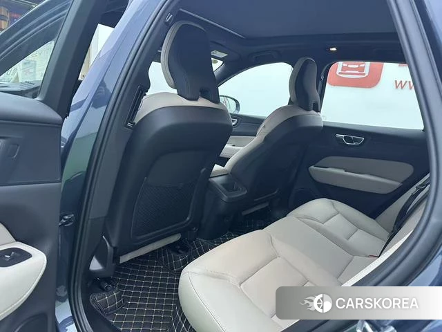 Volvo XC60 2025 Синий из Китая, фото 2