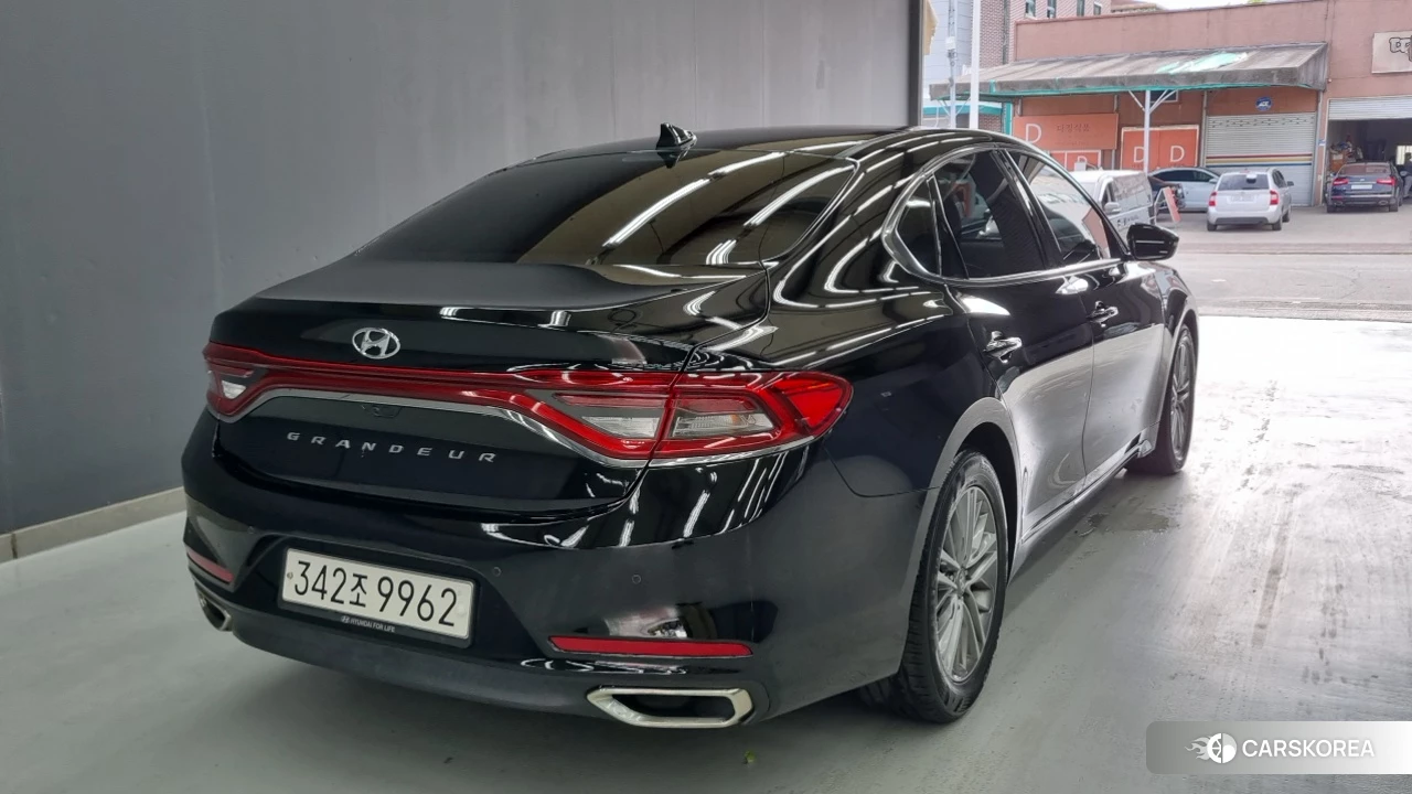 Hyundai Grandeur IG id 4647937 из Кореи 10