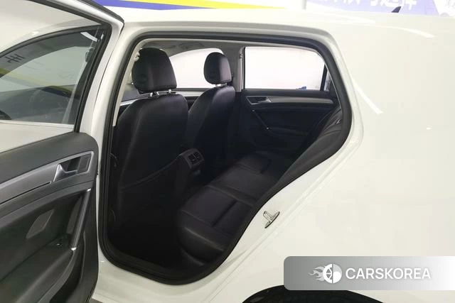 Volkswagen Golf id 4208784 из Китая 9