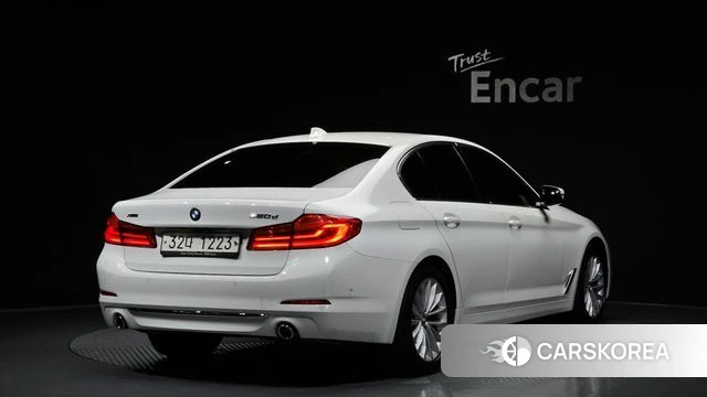 BMW 5 Series (G30) id 4557462 из Кореи 12