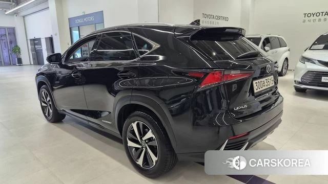 Lexus NX300h id 4338469 из Кореи 12