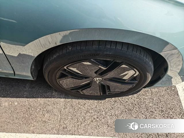 Volkswagen Passat 2024 Зеленый из Китая, фото 3