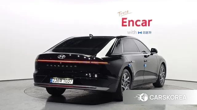 Hyundai Grandeur (GN7) id 3764048 из Кореи 12