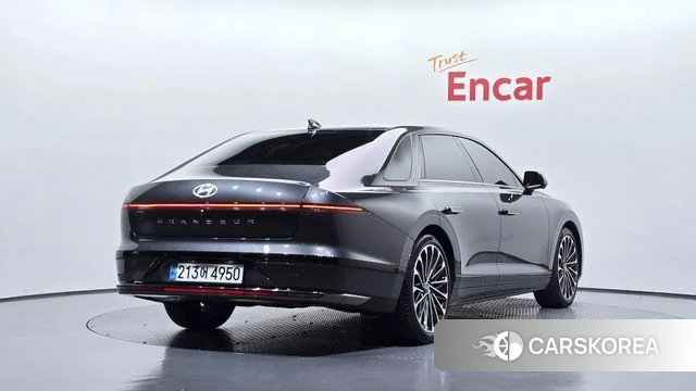 Hyundai Grandeur (GN7) id 4898382 из Кореи 12