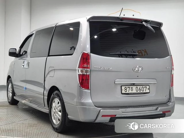 Hyundai The New Grand Starex id 4689365 из Кореи 12