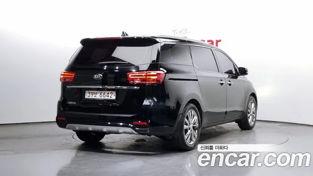 Kia The New Carnival id 2373053 из Кореи 12