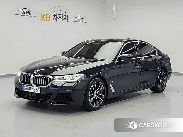 BMW 5 Series (G30) 2023 Черный из Кореи, фото 2