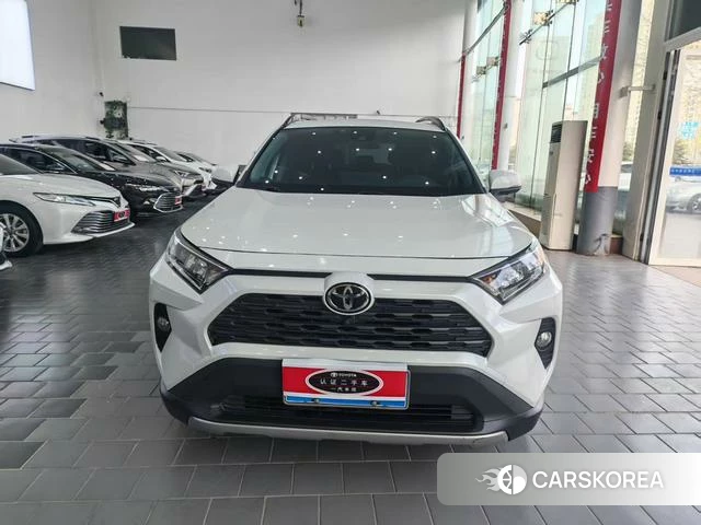 Toyota RAV4 Rongfang 2021 Белый из Китая, фото 2