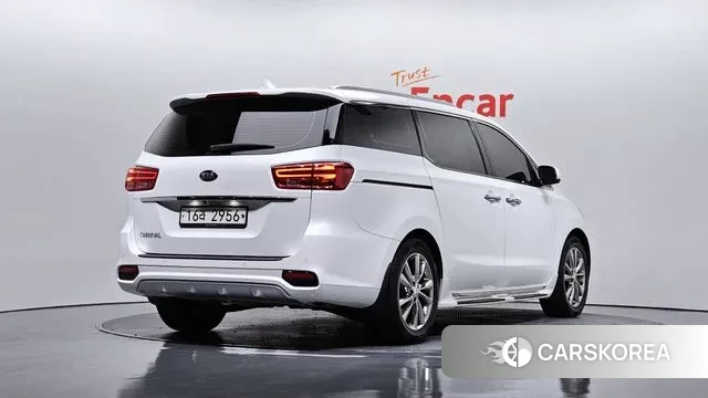 Kia The New Carnival id 3270312 из Кореи 12