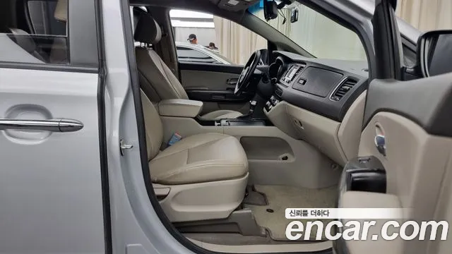 Kia All New Carnival id 2785684 из Кореи 12