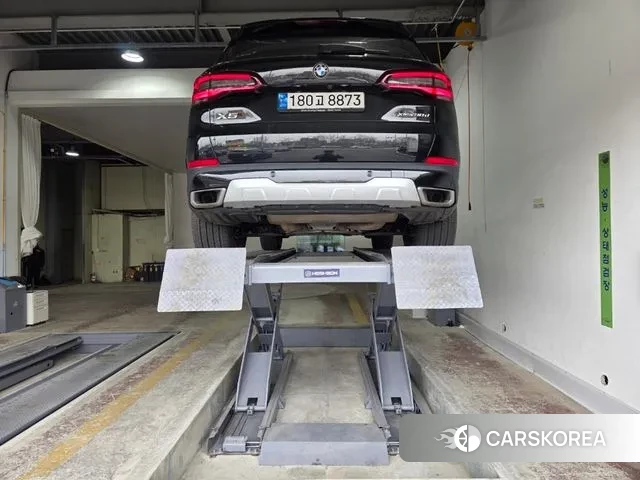 BMW X5 (G05) 2022 Черный из Кореи, фото 2