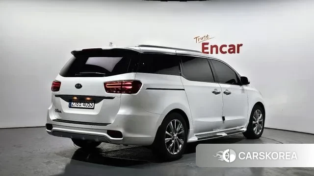 Kia The New Carnival id 3717887 из Кореи 12