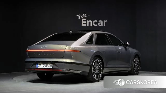 Hyundai Grandeur (GN7) id 4308815 из Кореи 12