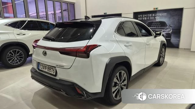 Lexus UX300h id 4773329 из Кореи 12